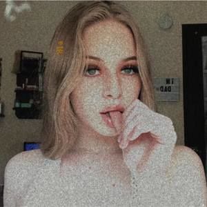 Meet your Posher, Mia